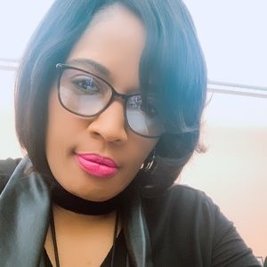 Meet your Posher, Karmen